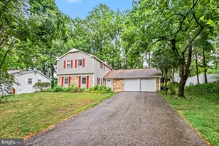 1405 Peachwood Ln, Bowie, MD 20716 - Photo 1