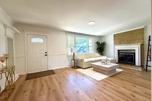 4805 Tamworth Ct, Temple Hills, MD 20748 - Photo 4