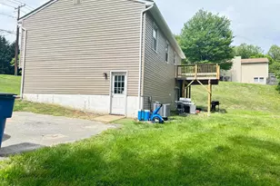 9124 Croom Rd, Upper Marlboro, MD 20772 - Photo 42