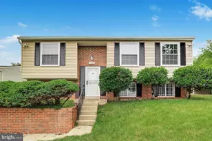 5405 Truoc Ct, Oxon Hill, MD 20745 - Photo 1
