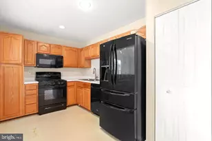 3937 Ettrick Ct, Bowie, MD 20716 - Photo 6