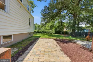 6704 Boxwood Dr, Suitland, MD 20746 - Photo 30