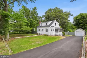 6704 Boxwood Dr, Suitland, MD 20746 - Photo 38