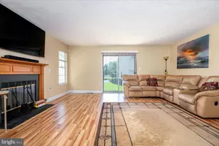 16108 Arrowroot Ct, Bowie, MD 20716 - Photo 12