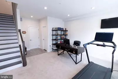 2807 Evansgreen Drive, Suitland, MD 20746 - Photo 2