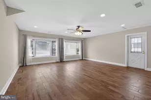 3801 Woodhaven Ln, Bowie, MD 20715 - Photo 12