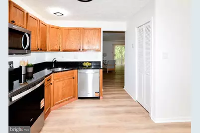 6907 Wildrose Court, District Heights, MD 20747 - Photo 4