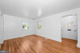 801 Cox Ave, Hyattsville, MD 20783 - Photo 2