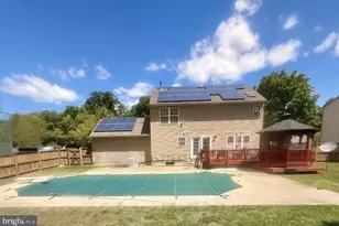 8811 Gladeside Dr, Clinton, MD 20735 - Photo 2