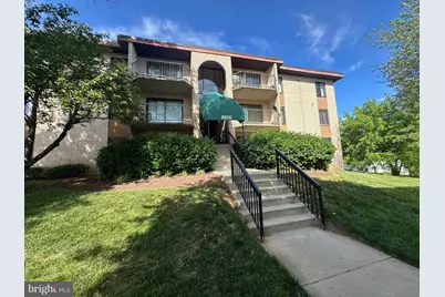6926 Hanover Parkway #303, Greenbelt, MD 20770 - Photo 2