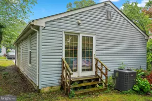 8615 Myrtle Ave, Bowie, MD 20715 - Photo 28