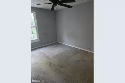 418 Shady Glen Drive, Capitol Heights, MD 20743 - Photo 10