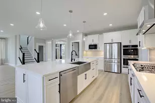 908 Midbrook Ln, Bowie, MD 20716 - Photo 34