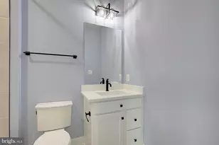 908 Midbrook Ln, Bowie, MD 20716 - Photo 46
