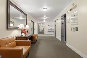 6100 Westchester Park Dr, College Park, MD 20740 - Photo 16