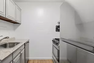 6100 Westchester Park Dr, College Park, MD 20740 - Photo 6