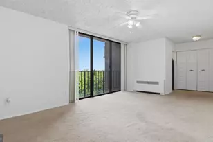 6100 Westchester Park Dr, College Park, MD 20740 - Photo 8