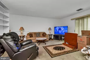 10237 Prince Pl, Upper Marlboro, MD 20774 - Photo 8