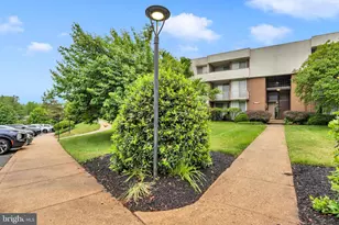 10237 Prince Pl, Upper Marlboro, MD 20774 - Photo 2