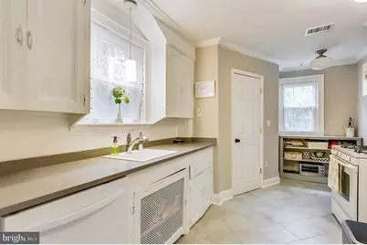 3713 Quincy Street, Brentwood, MD 20722 - Photo 10