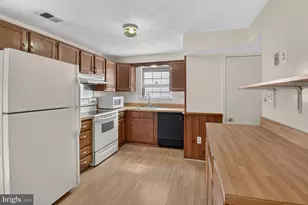 16335 Pewter Ln, Bowie, MD 20716 - Photo 6