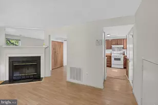 16335 Pewter Ln, Bowie, MD 20716 - Photo 4