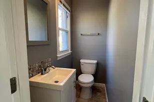 5804 Shoshone Dr, Oxon Hill, MD 20745 - Photo 12