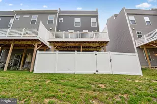 2724 Lewis and Clark Ave, Upper Marlboro, MD 20774 - Photo 36