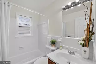 6402 Gateway Blvd, District Heights, MD 20747 - Photo 12
