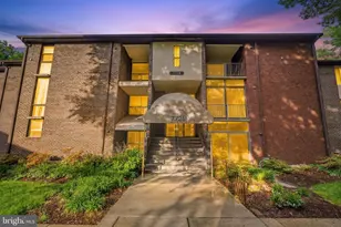 7724 Hanover Pkwy, Greenbelt, MD 20770 - Photo 2