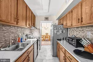 7724 Hanover Pkwy, Greenbelt, MD 20770 - Photo 10
