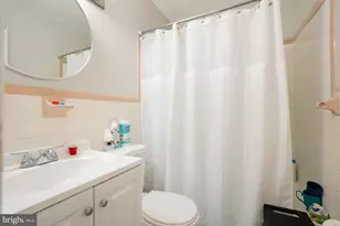 4815 Woodford Ln, Upper Marlboro, MD 20772 - Photo 10