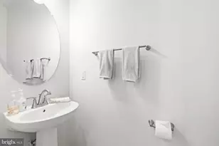 7713 Presidential Pkwy, Upper Marlboro, MD 20774 - Photo 10