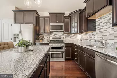9810 Smithview Place, Lanham, MD 20706 - Photo 2