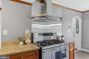 5721 Forest Rd, Cheverly, MD 20785 - Photo 18