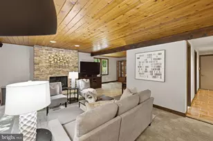 8404 Hollow Tree Ln, Upper Marlboro, MD 20772 - Photo 34