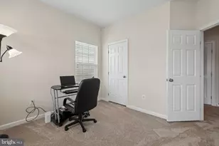 4211 Talmadge Cir, Suitland, MD 20746 - Photo 8