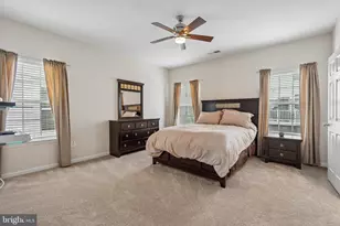 4211 Talmadge Cir, Suitland, MD 20746 - Photo 12