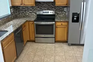 8118 Bird Ln, Greenbelt, MD 20770 - Photo 14