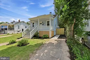 4803 Somerset Rd, Riverdale, MD 20737 - Photo 2