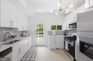 4803 Somerset Rd, Riverdale, MD 20737 - Photo 6
