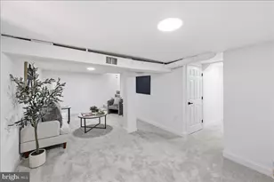 4803 Somerset Rd, Riverdale, MD 20737 - Photo 16