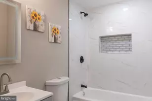 9208 Lanham Severn Rd, Lanham, MD 20706 - Photo 6