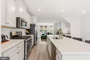 2826 Toles Park Dr, Suitland, MD 20746 - Photo 8
