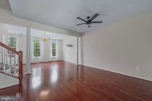 9808 Smithview Pl, Lanham, MD 20706 - Photo 6