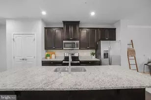 2804 Lewis Ave, Suitland, MD 20746 - Photo 6