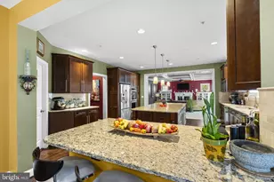 7239 Windsor Ln, Hyattsville, MD 20782 - Photo 18