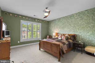 7239 Windsor Ln, Hyattsville, MD 20782 - Photo 32