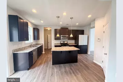 6906 Captain Edward Toppins Court, Fort Washington, MD 20744 - Photo 2