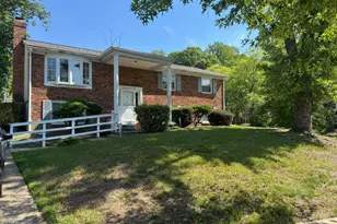 16708 Dorchester Pl, Upper Marlboro, MD 20772 - Photo 2